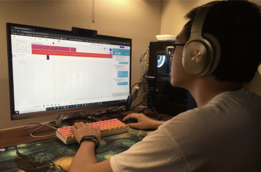 MUSIC PRODUCTION 101: Junior Andrew Chao spends
time on his laptop making a beat from scratch on Soundtrap.