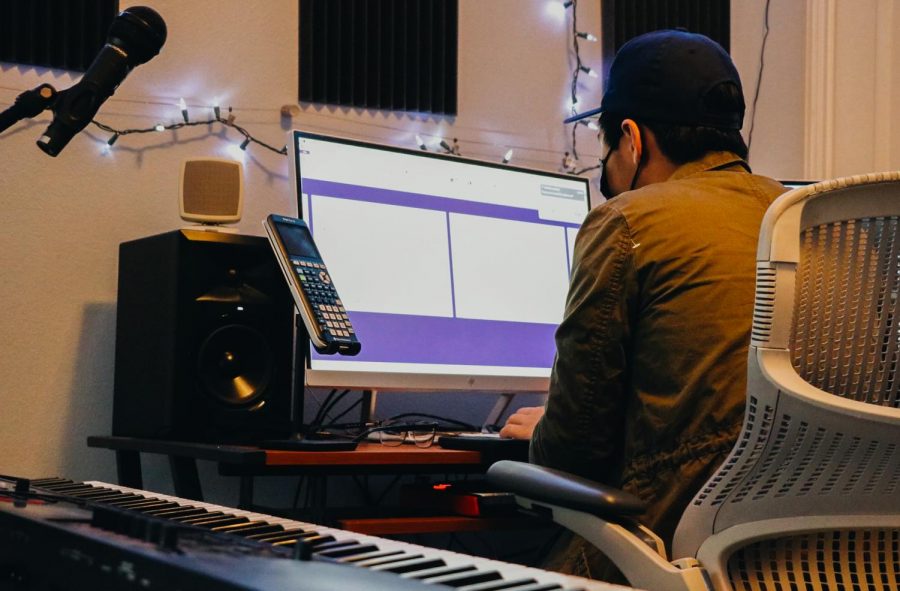 MUSIC MAKING MAGIC: Senior Sean Kawanami uses the software Logic Pro X to polish his latest album in the works.