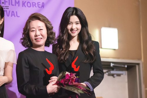 Yoon Yeo-jeong (left) and Kim Taer-ri (right) at the 2016 Women-In-Film Korea Festival.