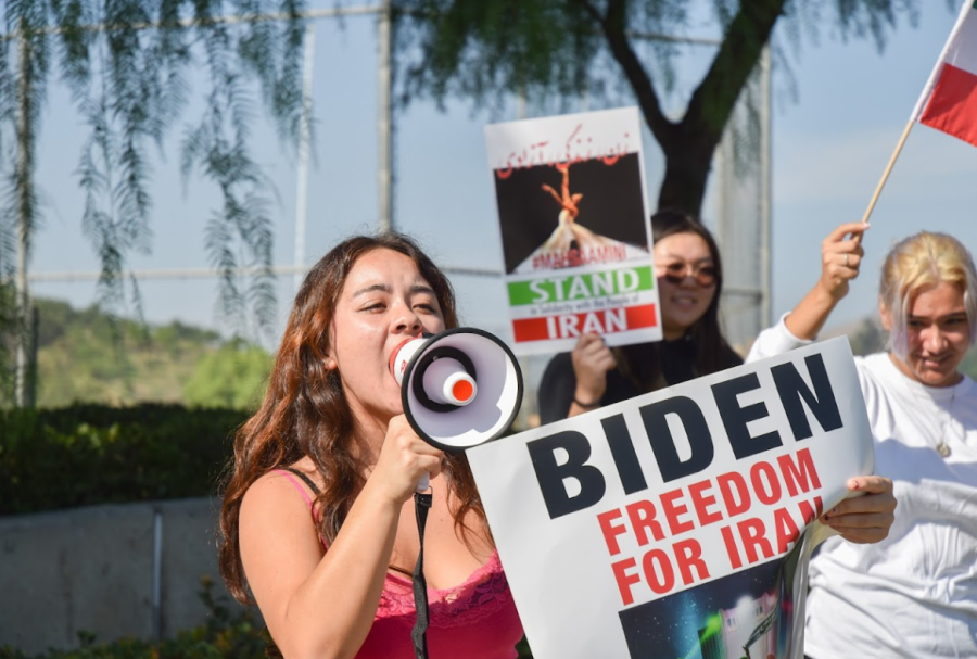 ENOUGH IS ENOUGH: Sophomore Eleanor Wu calls on President Biden to act on recent Iranian injustices. 