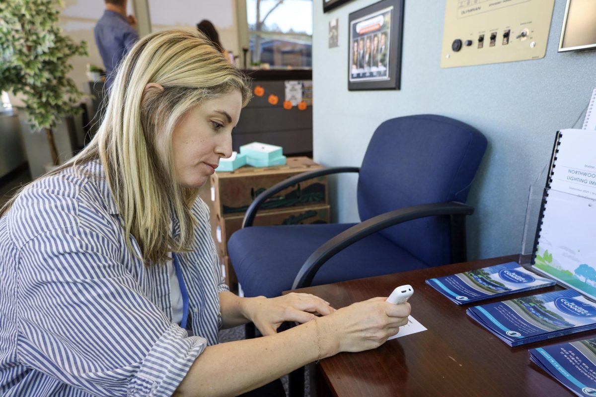 NEW TOOL, NEW OPPORTUNITIES: IUSD assistive technology specialist Sara Low explains what the C-Pens are and demonstrates how they work.