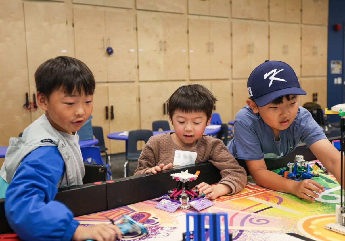 ENGINEERS STARTING YOUNG: Kids at the TechnoDREAM workshop use Legos to explore creativity with engineering.